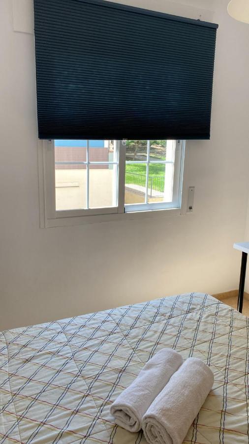 Habitacion Grande Con Bano Privado En Coin A 30Km De La Playa Eksteriør bilde